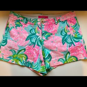 Lilly Pulitzer 5” Callahan Knit Shorts size 6 pineapple shake